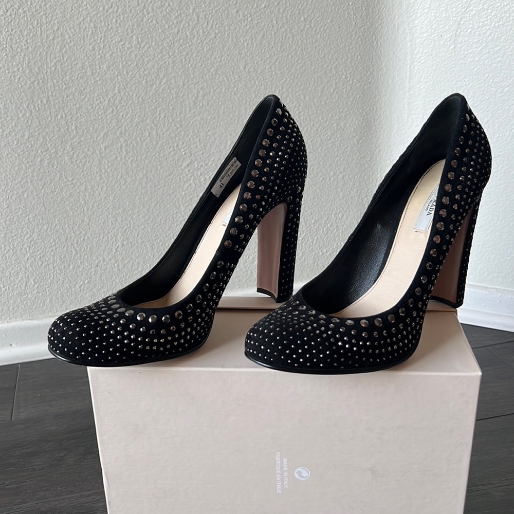 Prada heels 👠